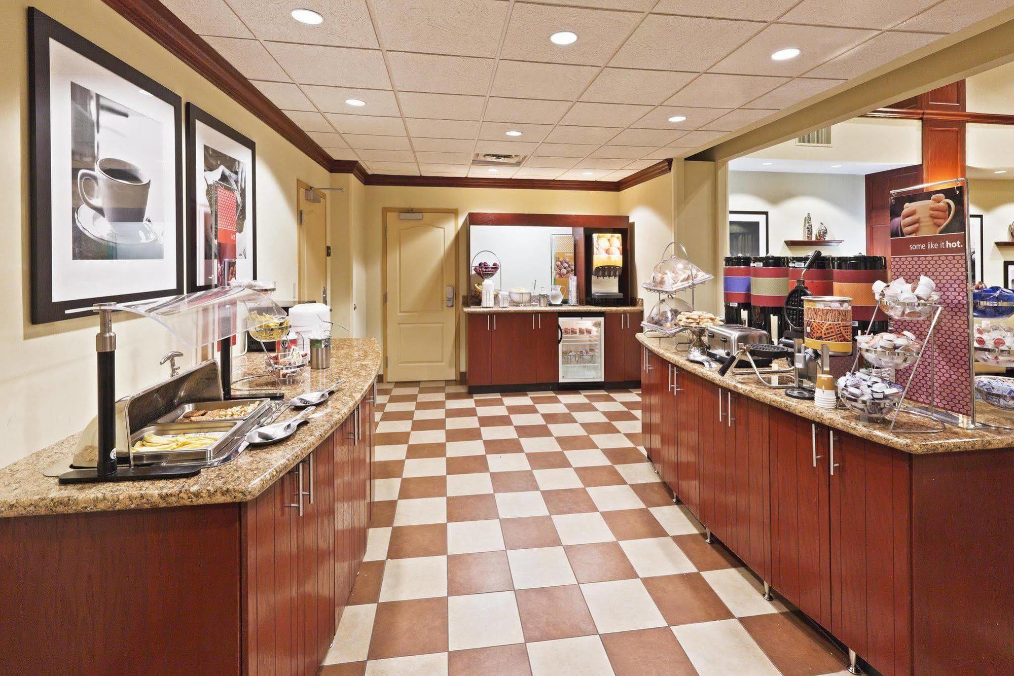 Hampton Inn&Suites Owasso Ristorante foto
